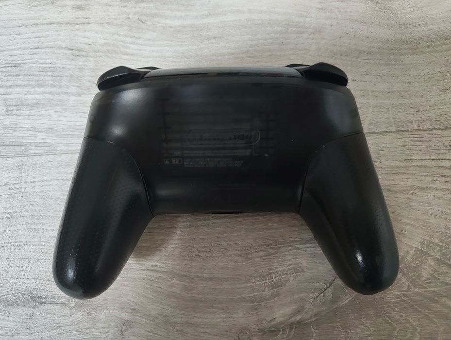 Nintendo Switch Pro kontroler HAC-013