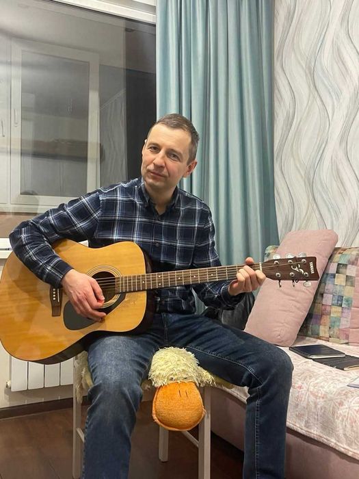 Шукаю гітариста для спільної гри - Оболонь (або рядом)