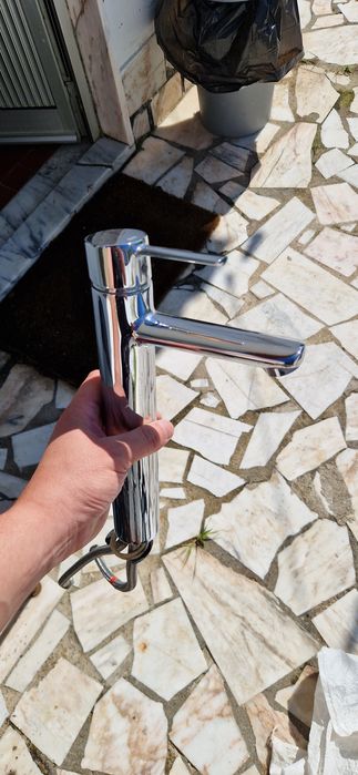 Torneira alta roca 100% funcional muito pouco uso