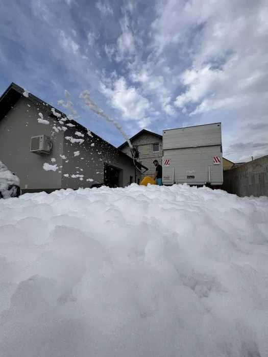 PIANA PARTY SHOW 2025 POZNAŃ Jet wynajem ekonomicznej wyrzutni WLKP