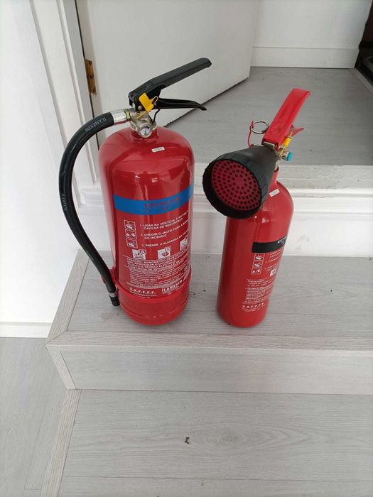 Equipamento para mercearia - praticamente novo