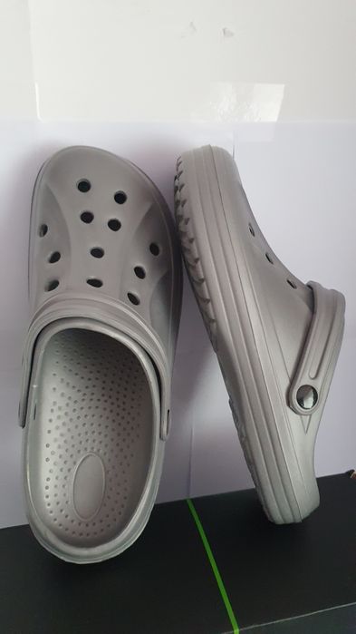 Crocsy  / klapki męskie szare z pianki rozmiar 45