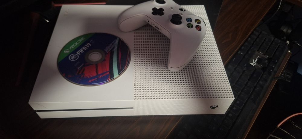 Konsola Xbox one s