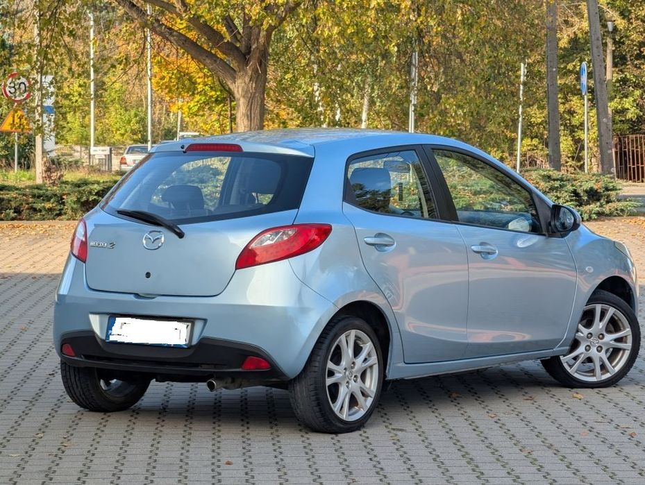 Mazda 2 Ładna Mazda 2  klimatronic 2008 r