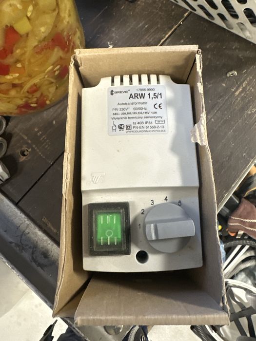 Regulator, autotransformator breve