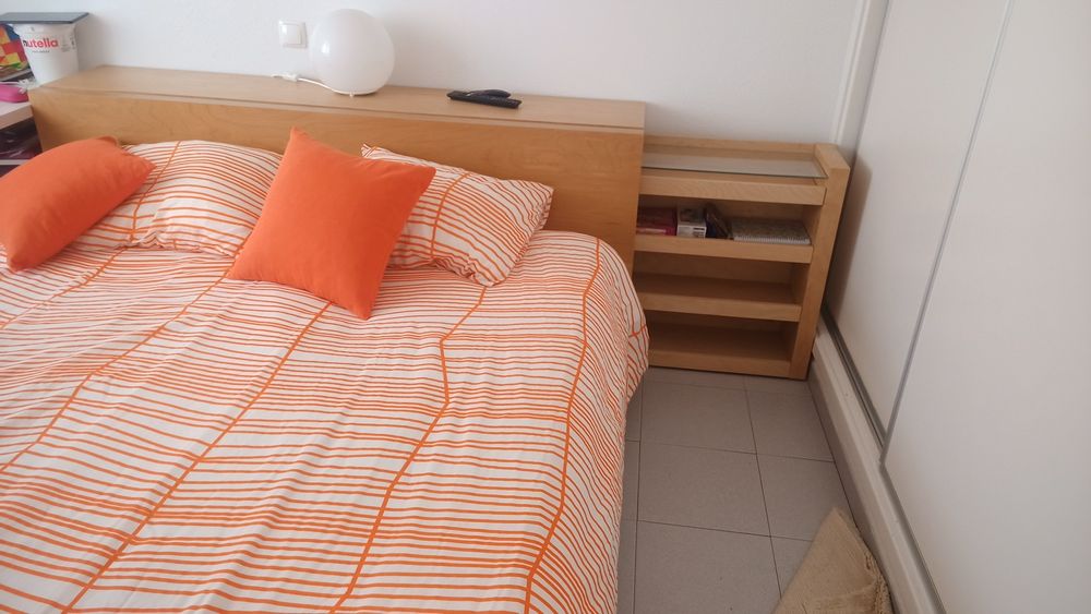 Cama de casal Ikea