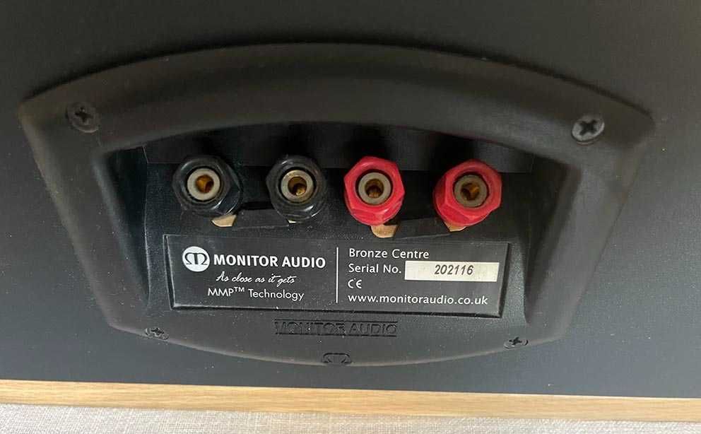 Colunas Monitor Audio
