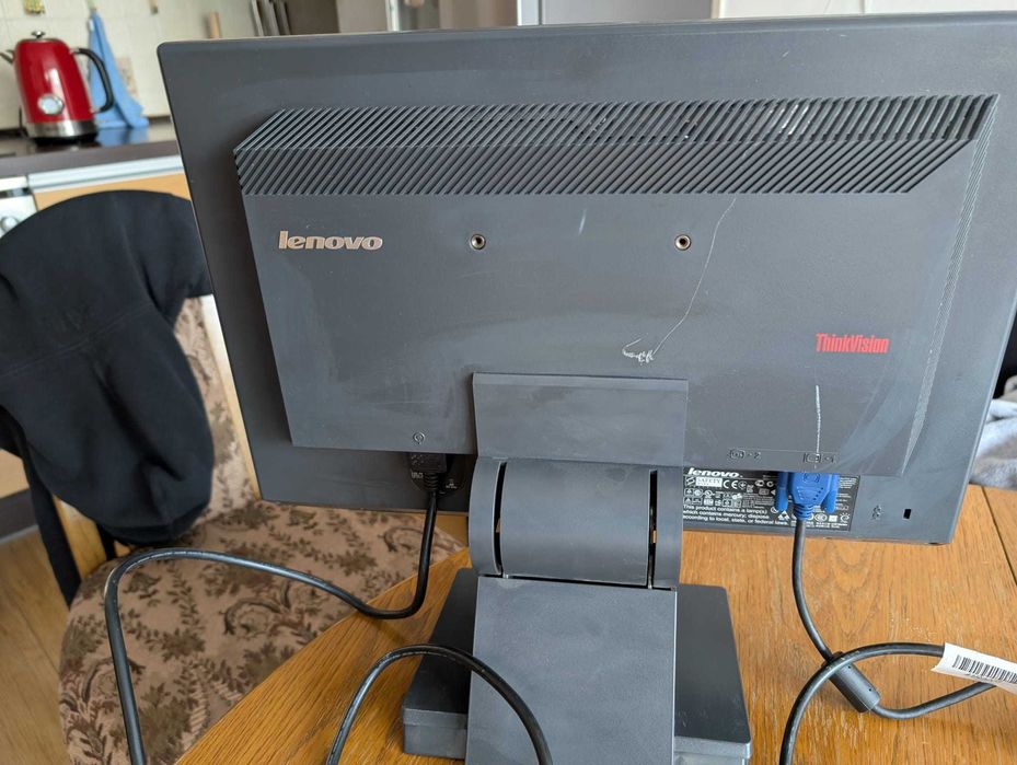 Monitor 19 calowy Lenovo Thinkvision 4434he1