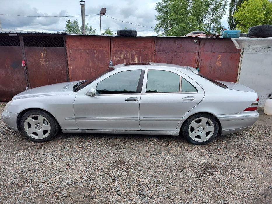 Mercedes W220 S-Class 5.0 V8