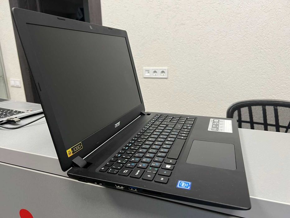 Acer Aspire 15.6 Intel Celeron N3350 4 Гб SSD M.2 128 Intel HD Graphics 500