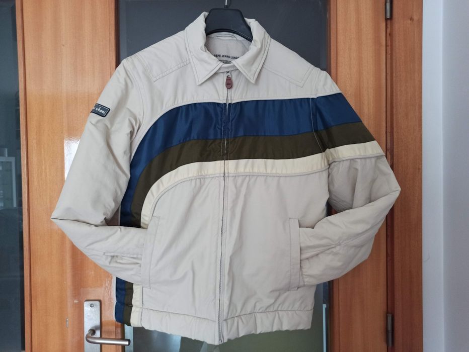 Blusão forrado Com Fecho De Correr Pepe Jeans tam. S ( usado 1 vez)