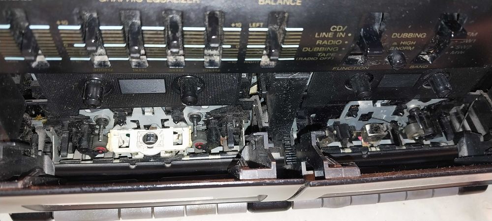 Магнітола  Sony CSF-W 475S = реверс, FМ, AUX, еквалайзер