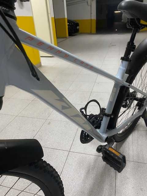 Bicicleta KTM Penny Lane estado de nova