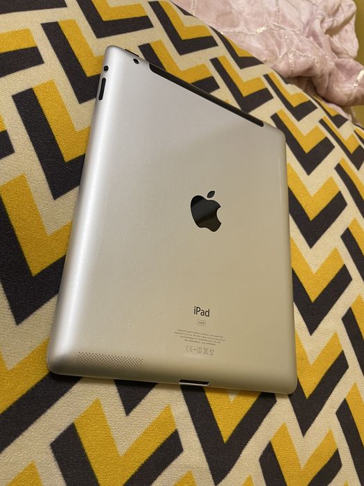 Продам IPad 2 16gb
