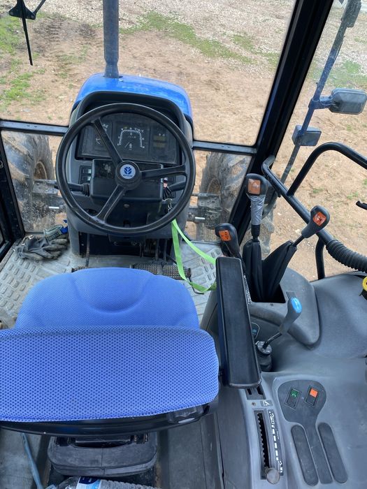 New holland ts100