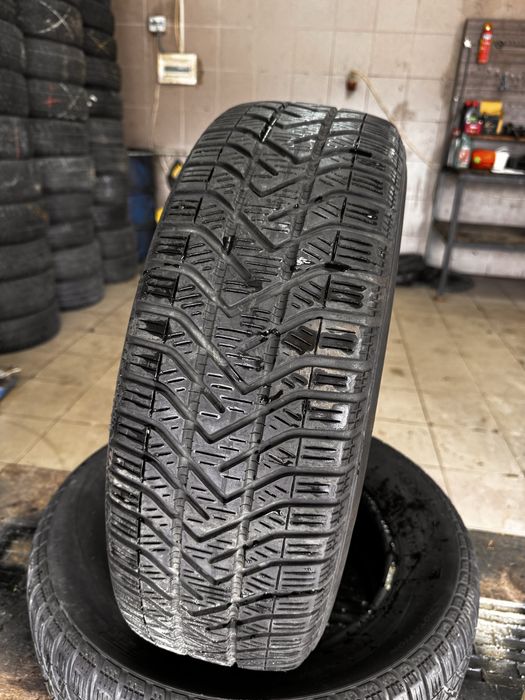 Шини б/у 195/65/15 Pirelli