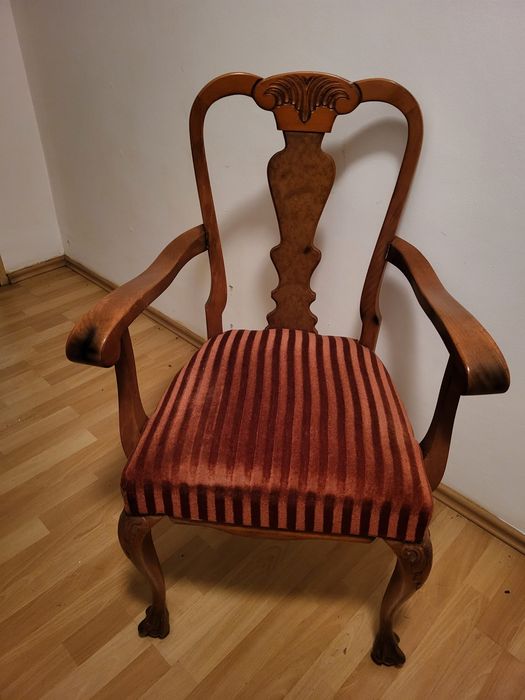 Piękne solidne krzesło antyczne antyk