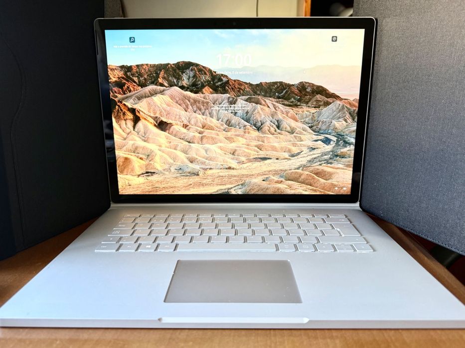 Microsoft surface book 3