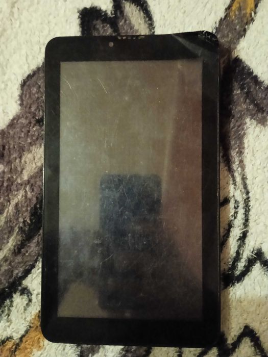 Б/у планшет bravis