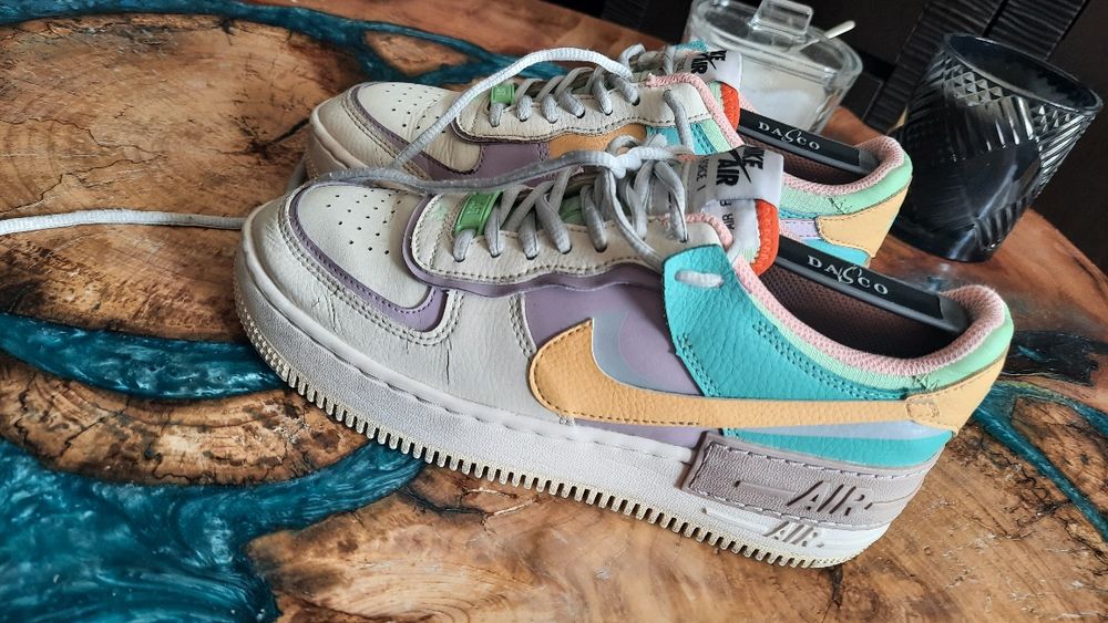 Buty sportowe firmy NIKE model Air Max 1