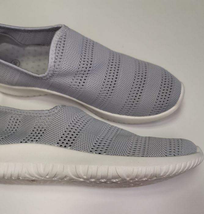 Tenisówki szare raz 40