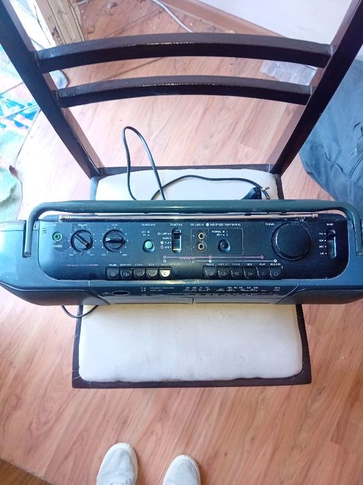 Radiomagnetofon Sanyo