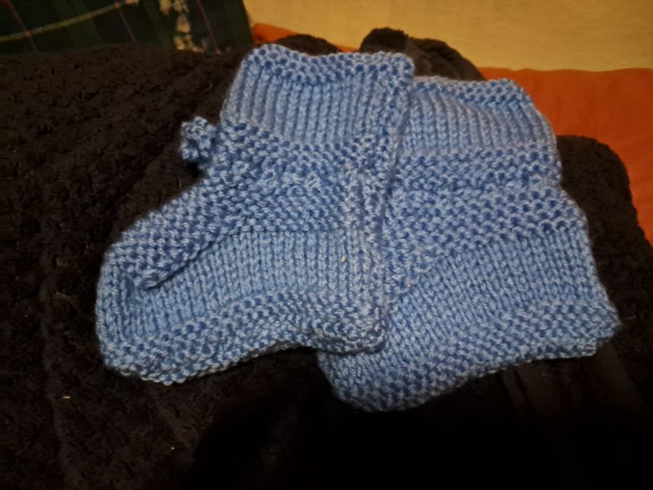 Vendo botas de la feitas ha mao  criança e adulto 10€ cada par