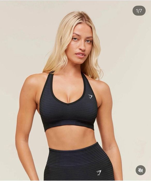 Жіночий спортивний топ GymShark