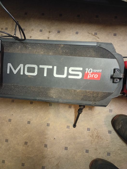 Електросамокат  Motus pro 10 sport