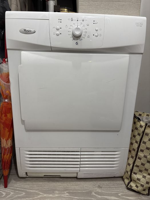 Elektryczna suszarka do ubran Whirlpool AWZ 7466