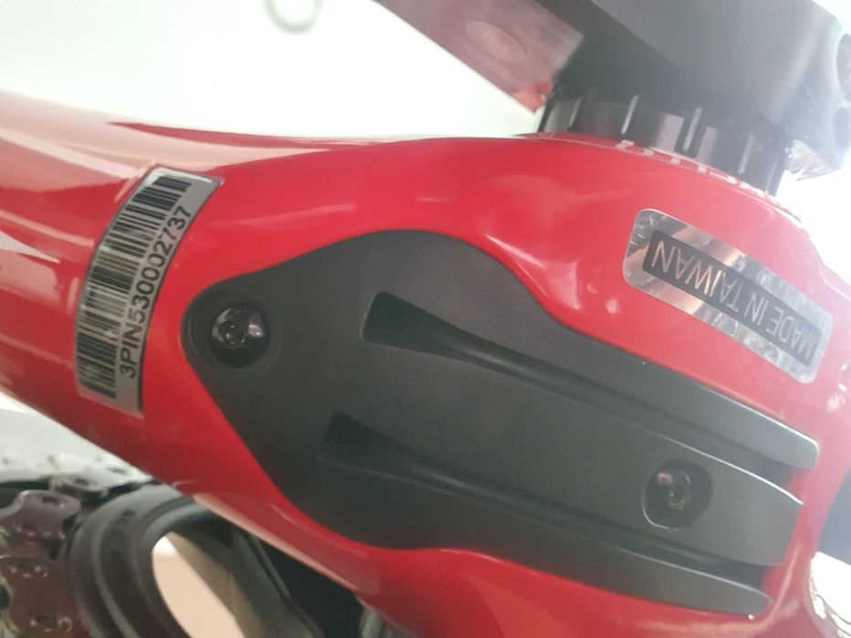 Pinarello F Disco (Di2 - 24v) - NOVA