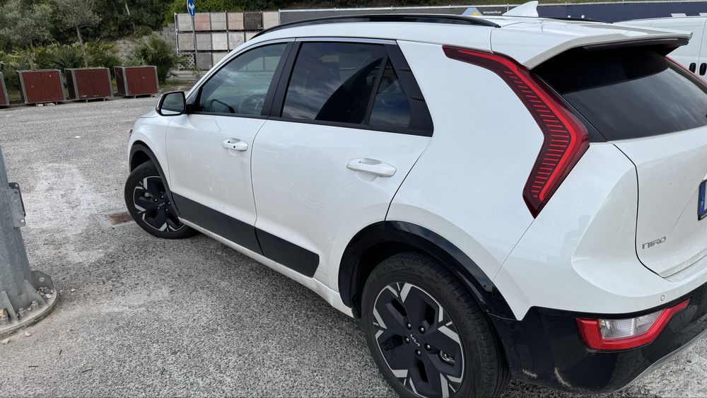 Kia Niro EV - c/ 21 mil km, 3 anos garantia