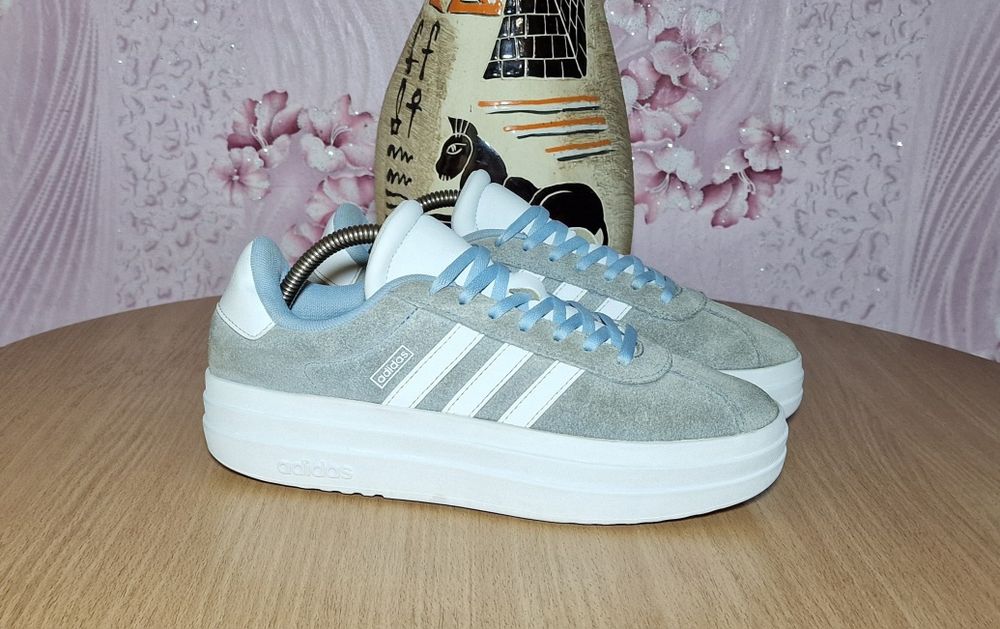 Кроссовки на платформе Adidas (37 размер)