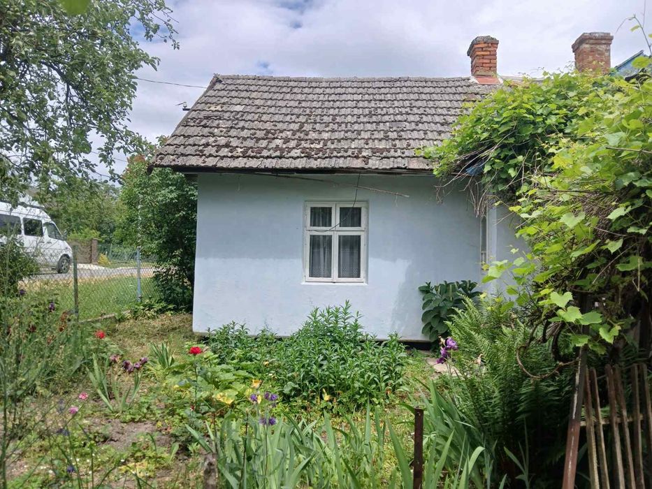 Будинок біля Львова (с. Лани) | Газ, світло, поруч річка та транспорт