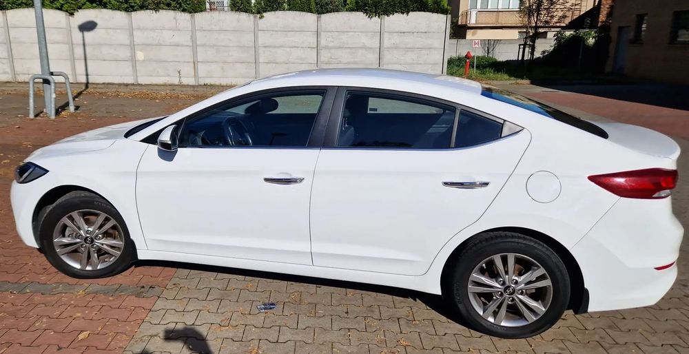 Hyundai Elantra Drugi właściciel, salon Polska, 130.000 km