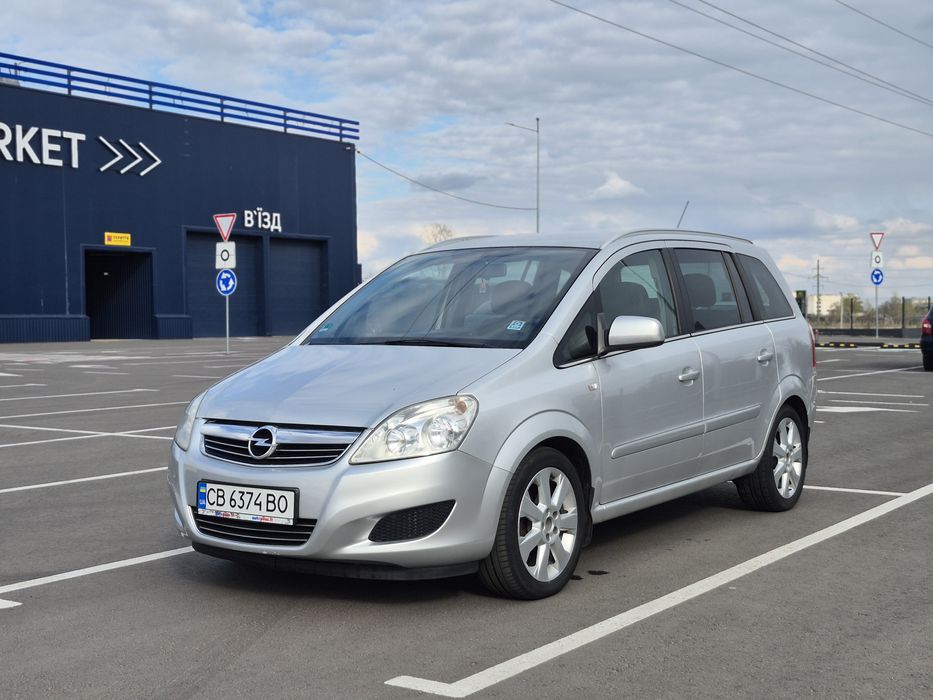 Opel Zafira 2009 | 1.8 бензин | 7 місць | механіка