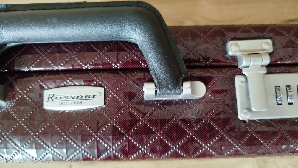 Walizka - rekwizyt lub do użytku