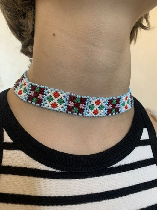 Гердан з бісеру, чокери