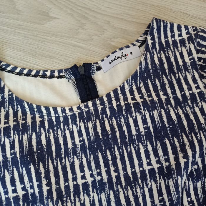 Sukienka  z koronką M