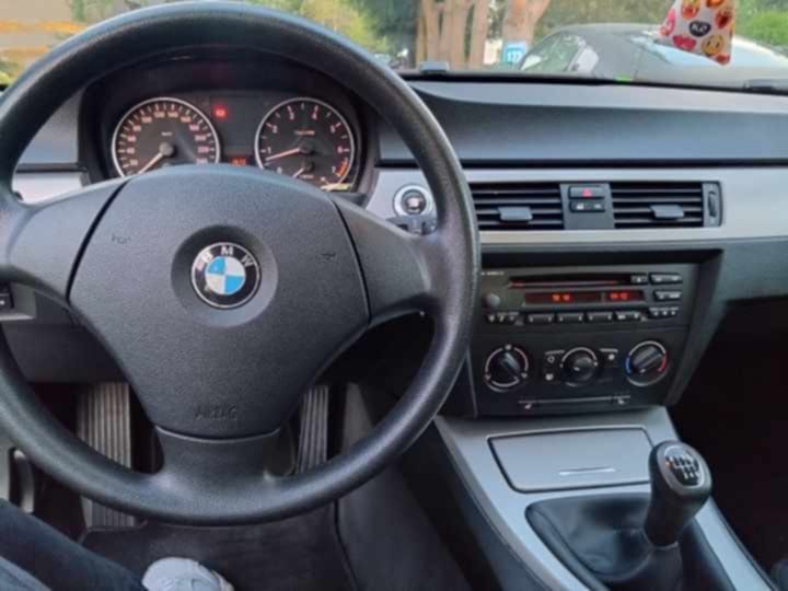 Bmw 3 e90 318 i benzyna