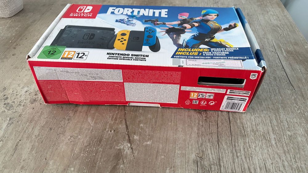 Nintendo Switch Fortnite Edição Limitada