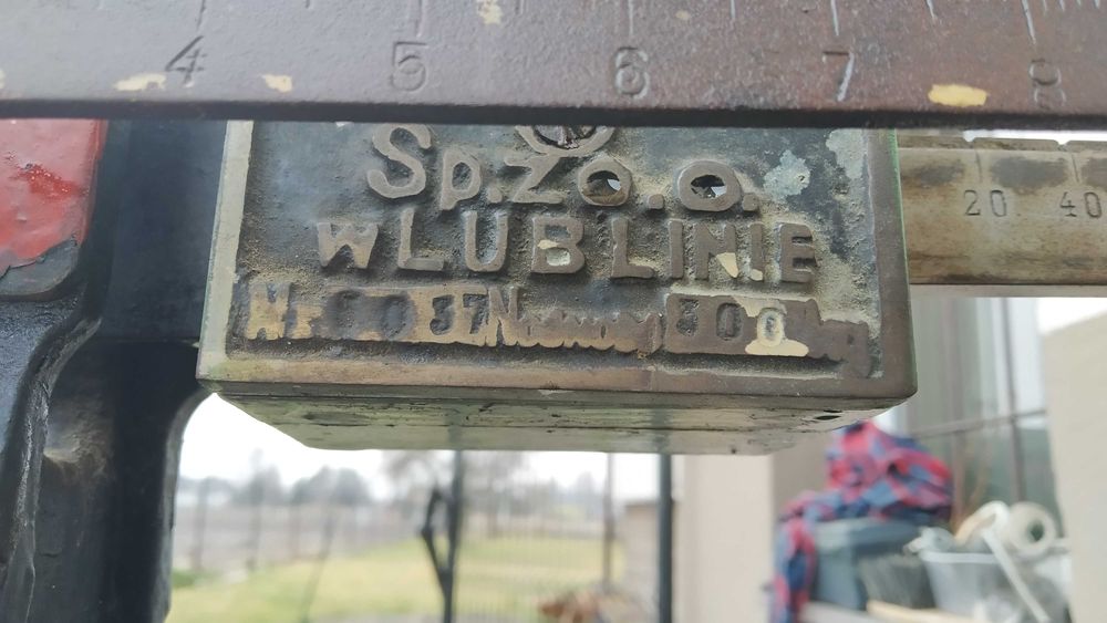 Sprzedam wagę gospodarczą, przenośną, w dobrym stanie użytkowym.