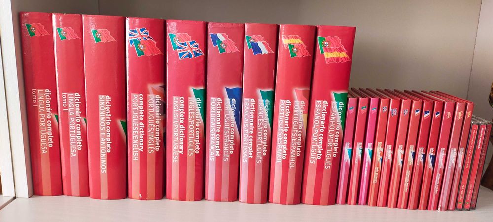 Dicionário Português, Inglês, Espanhol e Francês