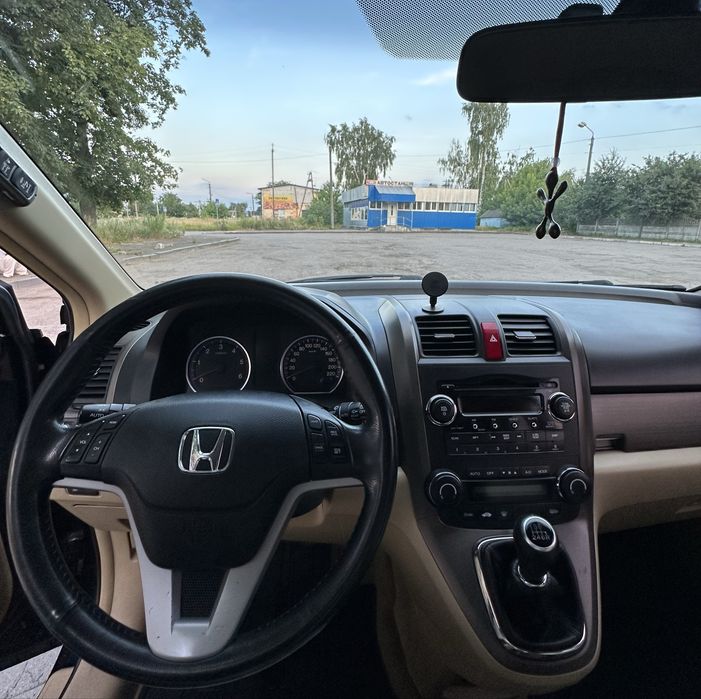 Продам Honda CR-V