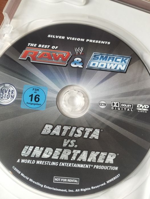 WWE SmackDown vs RAW 2011 + DVD