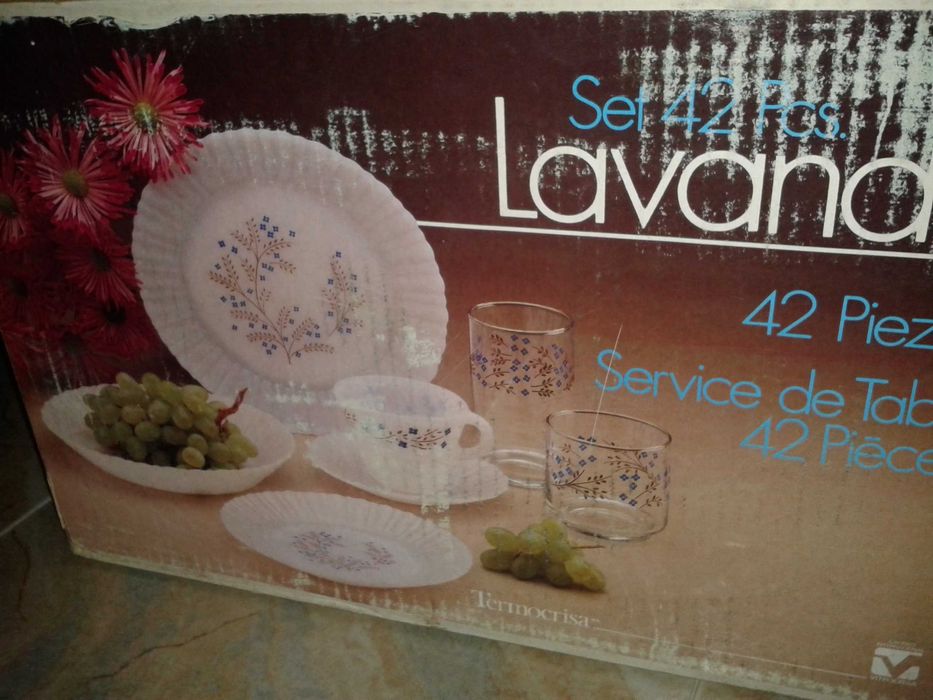 Serviço de loiça 42 pçs novo