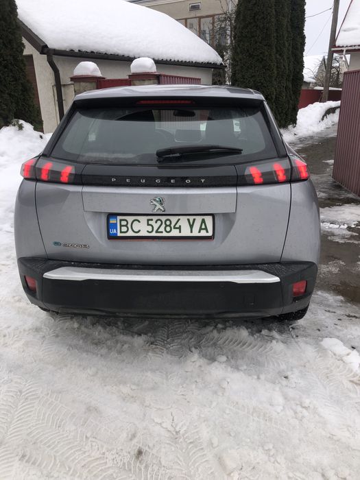 Продаж електроавтомобіля  пежо 2008 від власника