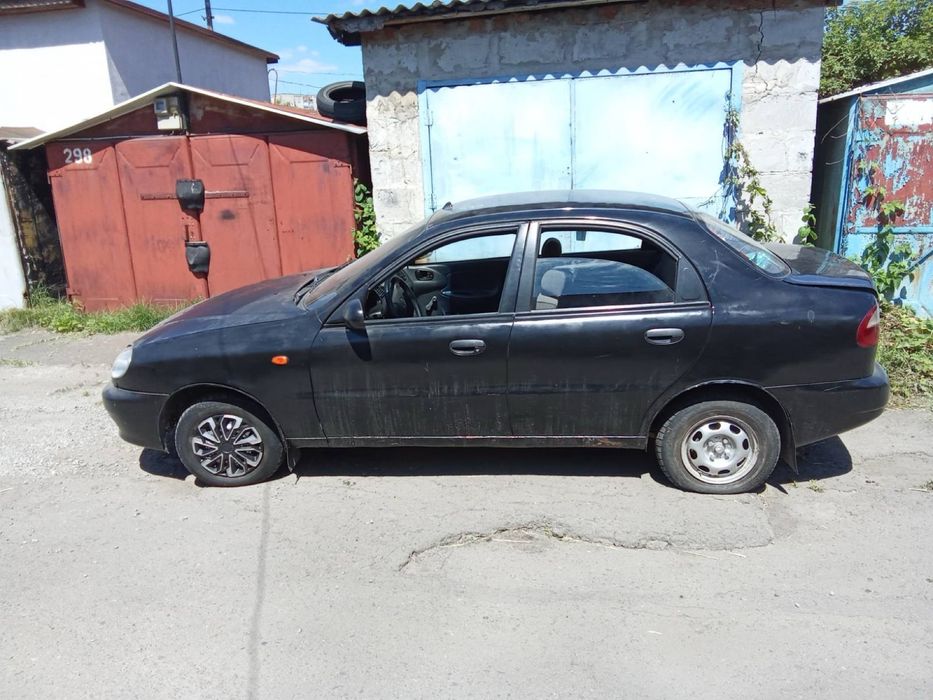 Продам автомобіль Lanos