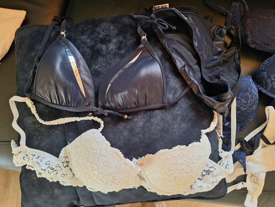 Komplet biustonoszy 75B koronkowe strój kąpielowy gratis 
2 szt granat