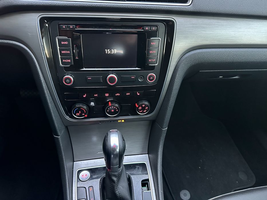 Volkswagen Passat 2015р 10200$